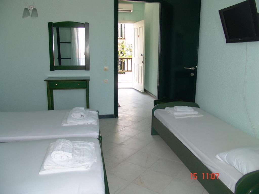 Nikos Apartments Афитос Стая снимка