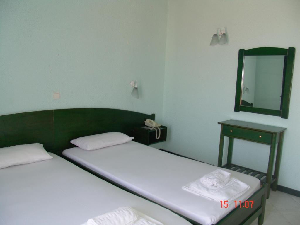 Nikos Apartments Афитос Стая снимка