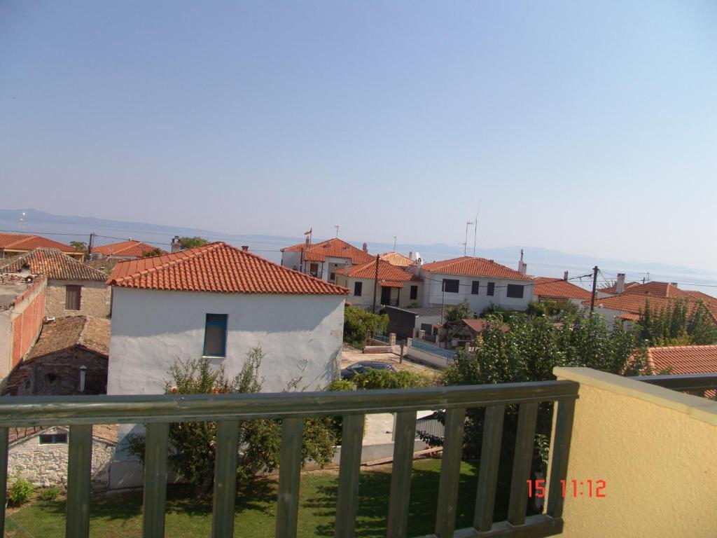 Nikos Apartments Афитос Екстериор снимка