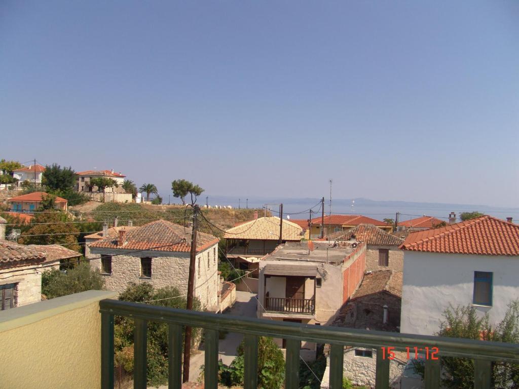 Nikos Apartments Афитос Екстериор снимка