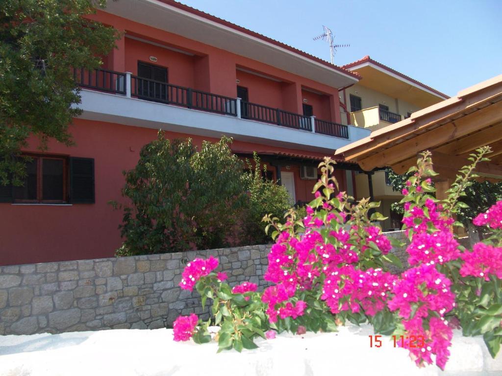 Nikos Apartments Афитос Екстериор снимка